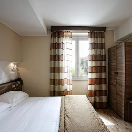 Otel Porta Nuova 3*